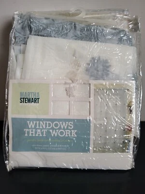 Martha Stewart 日常窗帘面板花瓣和基金会蓝色 50"X 63" — 第 1/4 张图片