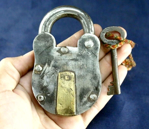 Black Antique Iron Padlock Old Finish wHandmade Key Rare Lock finish Cover