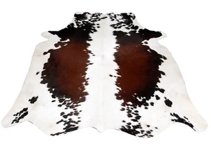 Alfombra grande de cuero de vaca real marrón oscuro y blanco | Alfombras de piel de vaca | Piel de vaca exótica - Imagen 1 de 10