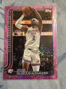 2025-26 NBA Topps Shai Gilgeous Alexander Holo Foil Pink  #115 - Picture 1 of 2