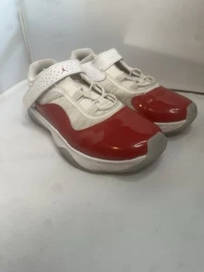 Nike Boys Air Jordan 11 CMFT CZ0905-116 Red Basketball Shoes Sneakers Size 2.5Y - Picture 1 of 10