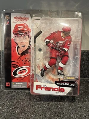 McFarlane RON FRANCIS Camiseta Roja Carolina Huracanes NHL Figura Serie 4 2002 Foto 1 de 4