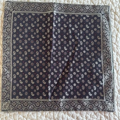 Funda Cojín Vintage Brocado Paisley y Motivo Floral - 15.5 x 15.5 pulgadas Foto 1 de 4