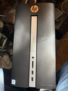 HP PAVILION 510-P024/I7-6700T/16GB DDR4/ 1TB/RX550 Graphics/ W10/STEALTH GAMING! - Picture 1 of 8