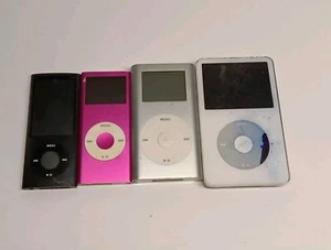 Apple Ipod Lot Of 4 Ipods  - Picture 1 of 9