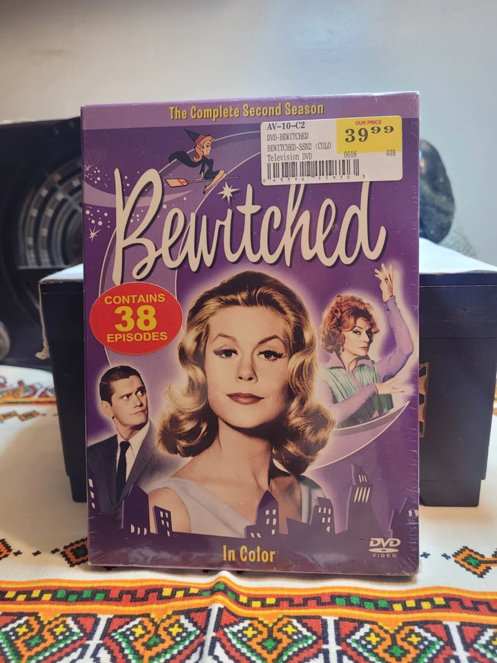 Bewitched Complete Second Season DVD 2005 Elizabeth Montgomery 5 disc sealed Foto 1 de 4