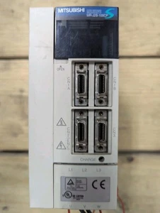 MITSUBISHI MR-J2S-100CP SERVO DRIVE - Picture 1 of 3