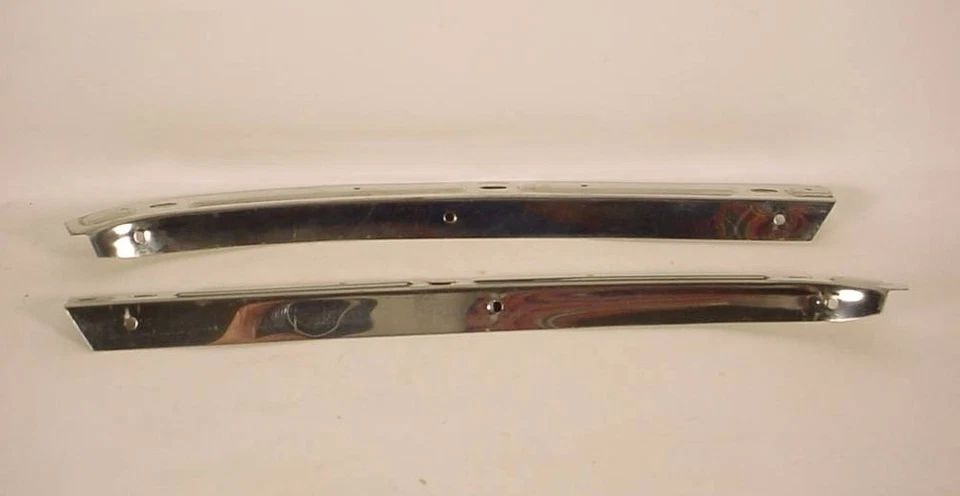 PAIR 1967 1968 Mercury Cougar Quarter Window Mldg Mounting Bracket Set - Изображение 1 из 3