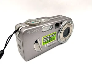 Sony DSC-P10 fotocamera digitale compatta con 7.9-23.7 mm f/2.8-5.2 - Foto 1 di 5