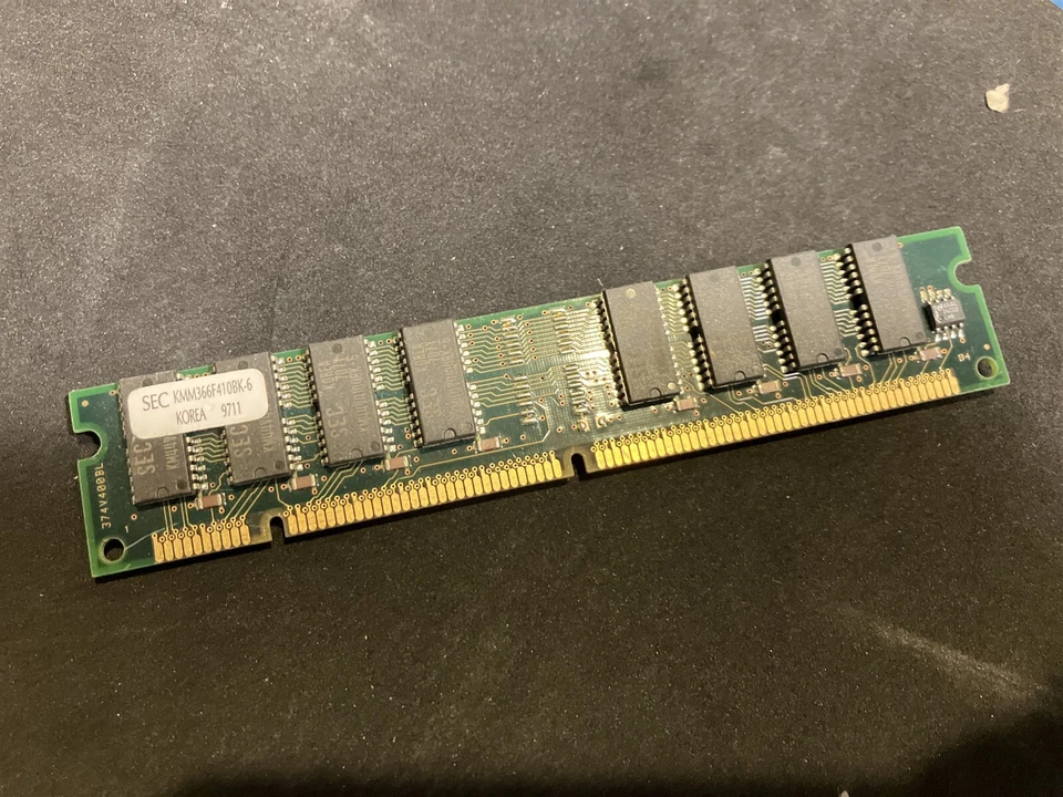 32MB EDO 168-Pin DIMM 60ns Samsung KMM366F410BK-6 Gold Memory Module RAM - Image 1 of 2