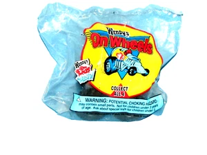 WENDY'S On Wheels (Fisch? im gelben Karton auf Rädern) 3+" quer  - Bild 1 von 2