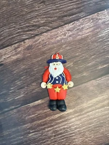 4” Uncle Santa Ornament Resin Cute And Happy Holidays - Picture 1 of 3