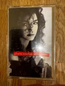 Gloria Estefan - Cuts Both Ways - Casette - Album - Picture 1 of 1