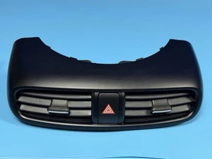 2014-2019 KIA SOUL DASH DASHBOARD CENTER AC AIR VENT GRILLE W/ HAZARD SWITCH OEM - Picture 1 of 10