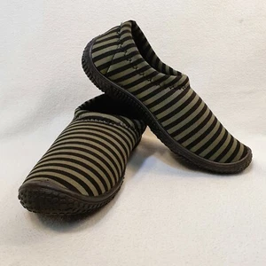 Womens Neoprene Slip-On Water Shoes Green & Black Striped Rugged Sole Size 6 - Picture 1 of 9