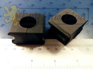 Jeu de 2 paliers de barre anti-devers AV 19 mm Peugeot 404 1er montage - Picture 1 of 2