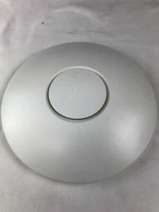 Access Point Ubiquiti UniFi Long Range AP (non AC) senza staffa senza cavo di alimentazione - Foto 1 di 7