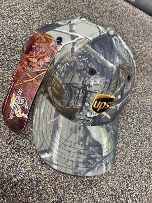 Gorra de béisbol vintage - UPS - United Parcel Service - camuflaje cazador nueva con etiquetas Foto 1 de 4