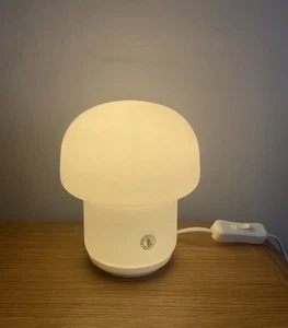 Lampada da tavolo/scrivania/comodino Ikea Tokabo a fungo in vetro smerigliato - H 15 cm - Foto 1 di 10