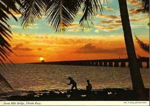 Cartolina d'epoca, Seven Mile Bridge, Overseas Highway, crepuscolo, Florida Keys inutilizzata - Foto 1 di 2