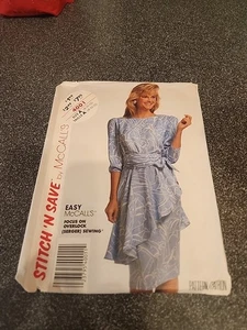 ROBE MCCALL'S MISSES 1988, MOTIF ETC #4001 TAILLE 8-10-12 NON COUPÉE - Photo 1/5