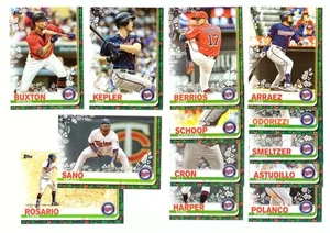 2019 Topps Walmart Holiday - MINNESOTA TWINS Team Set w/ Luis Arraez - Picture 1 of 1