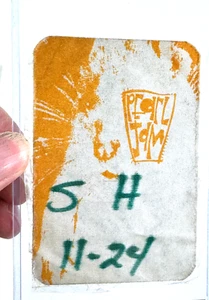 Original 1993 Pearl Jam backstage crew tour pass grunge rock punk - Picture 1 of 2