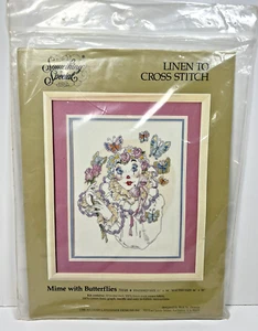 Kit de punto de cruz Something Special Mimo con mariposas #70048 sellado  - Imagen 1 de 7