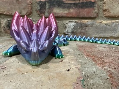 Dragón articulado impreso en 3D Foto 1 de 4