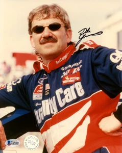 DALE JARRETT SIGNED AUTOGRAPHED 8x10 PHOTO LEGENDARY NASCAR DRIVER BECKETT BAS - Picture 1 of 2
