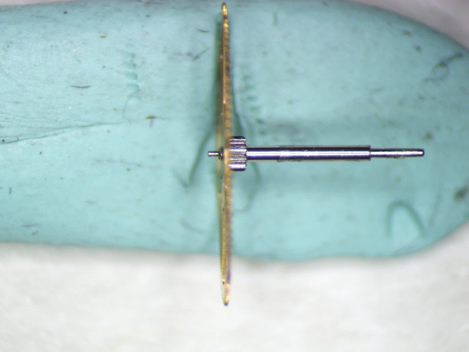 Piezas de segunda rueda de barrido Doxa 160 0227, reparación Foto 1 de 1