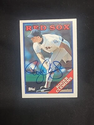 1988 Topps Roger Clemens  Hand Signed  Autograph Card - Image 1 of 2