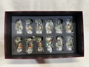 Danbury Snow Globe Ornament Collezione Detroit Tigers Baseball come nuovo - 22 pezzi - Foto 1 di 8