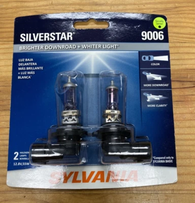 Lâmpada de halogênio de alto desempenho nova na caixa Sylvania 9006 SilverStar, 2 lâmpadas - Imagem 1 de 2