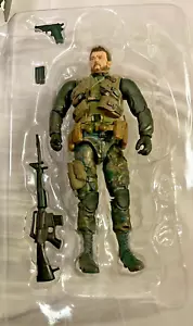 Figura Articulada Call of Duty Alex Mason 6.5 pulgadas - VENDIDA COMO SE MUESTRA CAJA DAÑADA - Imagen 1 de 7