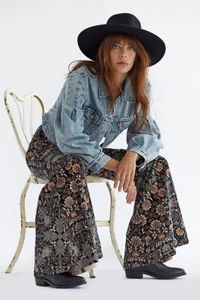 NWT Free People Just Float On Printed Cord Flares Size 26 - Picture 1 of 2