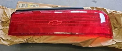 New Genuine GM 16510462 Right Tail Light Assembly 1987-91 Chevrolet Corsica OEM - Image 1 of 4