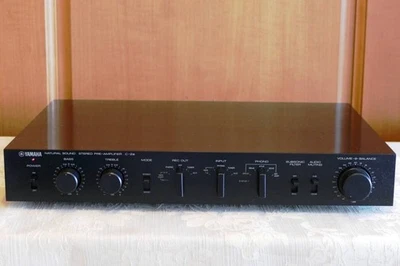 Yamaha C-2A Preamplifier Natural Sound StereoWorking Confirmed safe delivery - Image 1 of 4