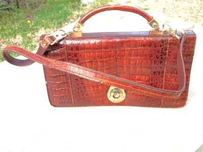 SAC A MAIN en véritable cuir de CROCODILE couleur , crocodile Rf N° 2 - Photo 1/4