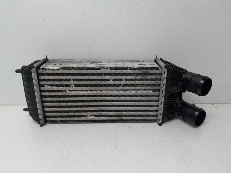 9603900780 intercooler 192964 1149068 PEUGEOT 208 ACTIVE 2012 Foto 1 de 4
