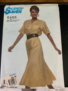 VNTG SUPER SAVOR #8456 DAMENKLEID MUSTER GRÖSSE 10-12-14 - Bild 1 von 2
