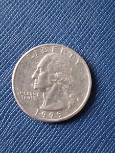 1995 D - Error Quarter Reads “In Cod We Trust” - Picture 1 of 2