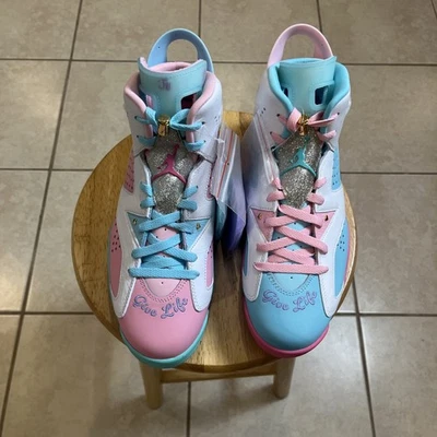 Doernbecher Jordan 6 Jillian Brand New Size 12.5W/11M - Image 1 of 4