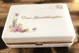 Ardleigh Elliott Dear Granddaughter Porcelain Music Box 2005 Ltd Edition Number - Picture 1 of 7