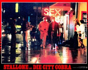 Die City Cobra ORIGINAL Aushangfoto Sylvester Stallone / Brigitte Nielsen - Picture 1 of 1