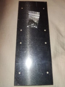 Whirlwind WPX6B/0H Wall Mounting Plate, 6 Gang, .125" Black Anodized Aluminum - Afbeelding 1 van 2