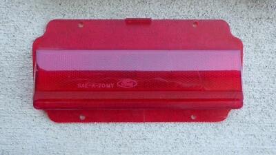 70 MERCURY TAIL LIGHT LENSE. NOS 1970 METEOR MONTEREY MARQUIS #D0MY-13A565-A  - Image 1 of 3