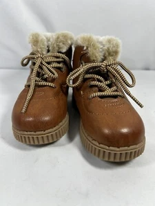 Oshkosh B'gosh Toddler Kids Size 8M Brown Faux Fur Trim Boots Shoes - Picture 1 of 10
