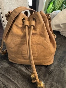 Chanel Vintage CC Drawstring Bucket Bag Caviar Small - Picture 1 of 10