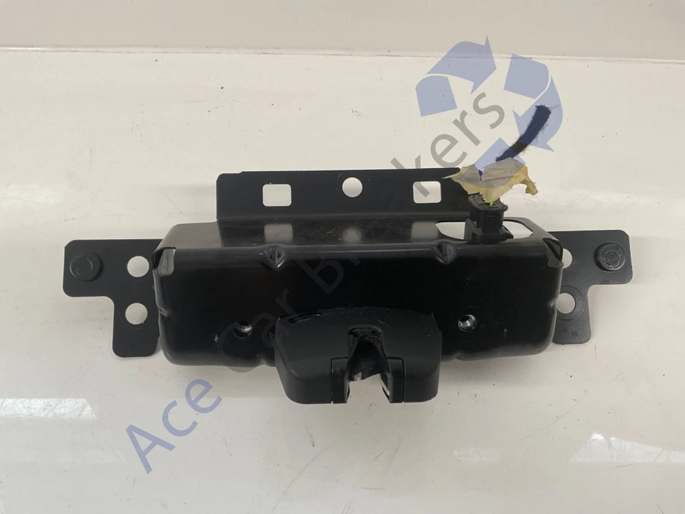 Peugeot 208 A9 GT Line Facelift 15-19 Tailgate Boot Lock  9151487499 - Image 1 of 4